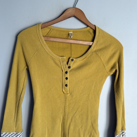 Free People Alpine Cuff Henley Thermal XS - Picture 3 of 11